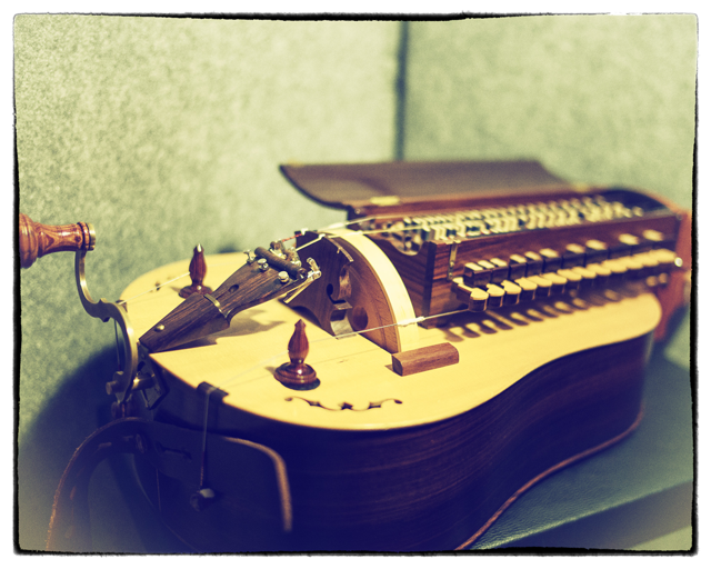 The acoustic hurdy-gurdy we sampled to make our Kontakt version