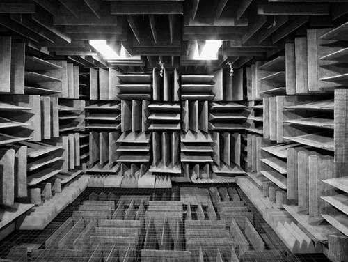 Anechoic_chamber